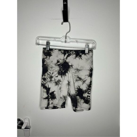 PINK Victoria's Secret Black & White Tie Dye High waisted Biker Shorts Size XS - Picture 1 of 7